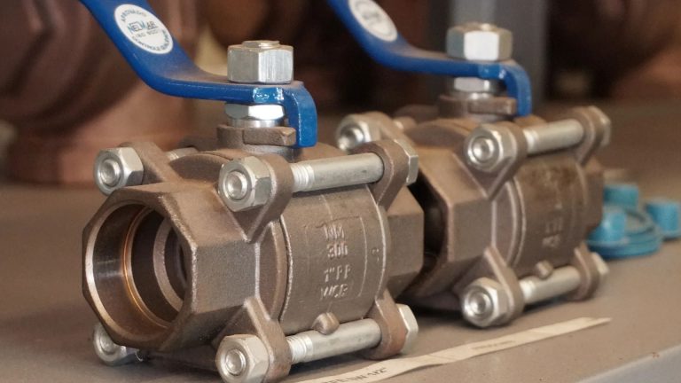 Válvulas industriais e certificações: MGA e IPC Brasil